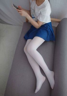 别揉我胸啊嗯～裸