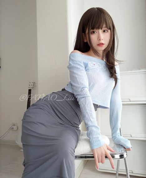 免费午夜视频