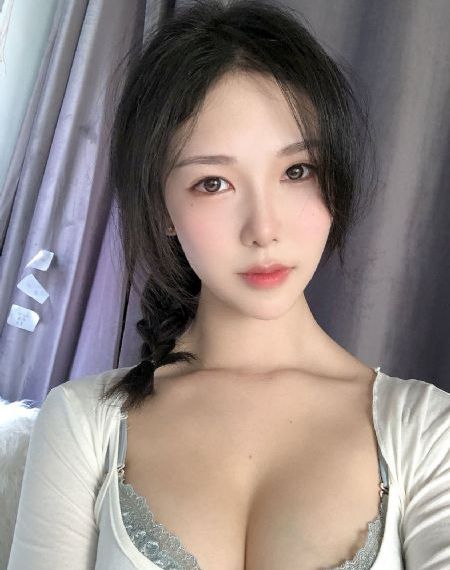 被催眠的少妇