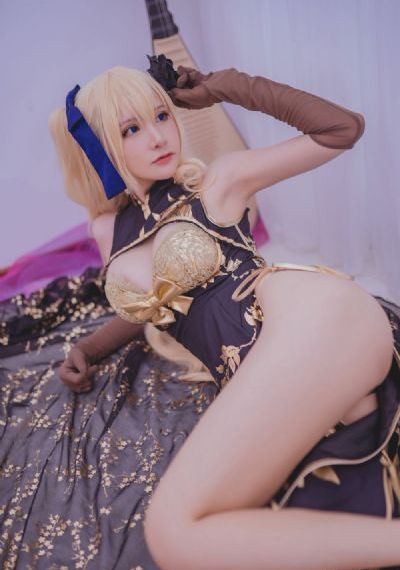 朋友的妻子和母亲