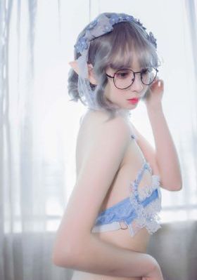 年轻的女教师5